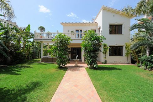 best villas for sale in la cala 10