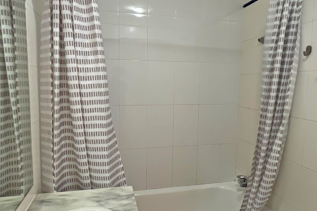 Apartment for sale in Albamar 17